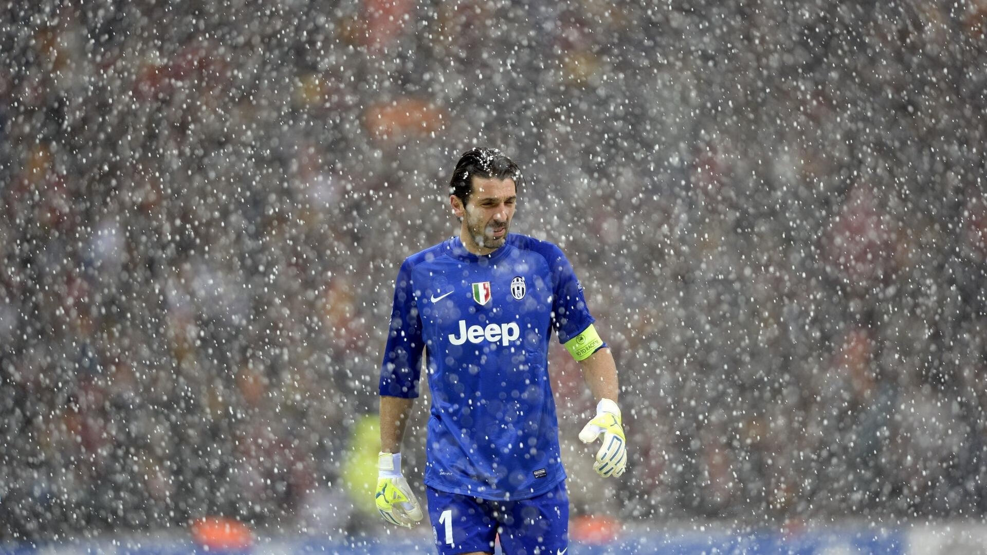 米兰官方网站-中国足球年度跑动热区与战术变化联动，足球跑动热点图