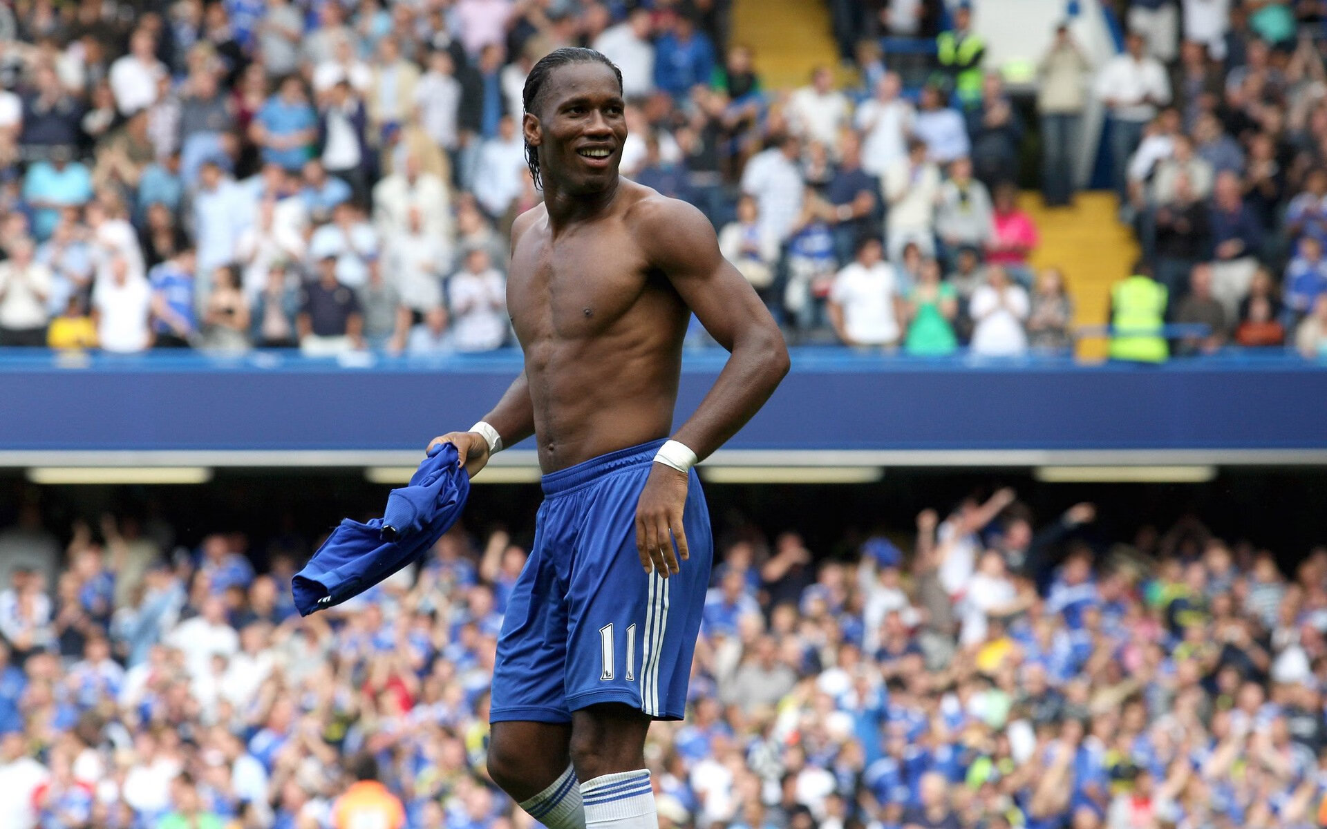 “裁判规则知识竞赛+实战情景赛” 锻炼执裁反应